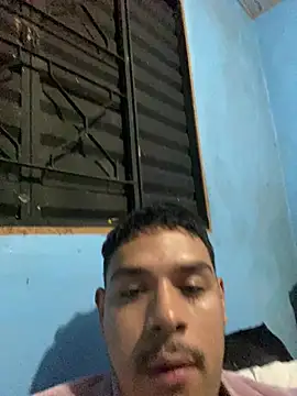 Show de lucass366 na webcam