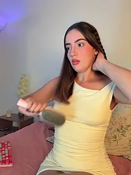 zoeeRossi Chat XXX in diretta