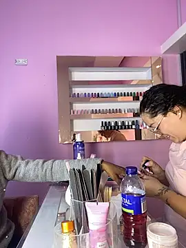 Nails_Lucia's Live XXX Chat