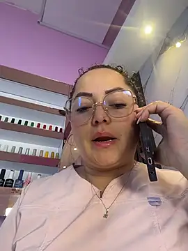 Show de Nails_Lucia na webcam