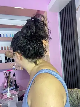 Nails_Lucia ওয়েবক্যাম শো