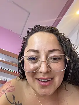 Nails_Lucia 网络视讯表演