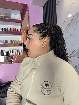 Nails_Lucia Webcam Show