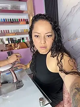 Вебкам-шоу Nails_Lucia