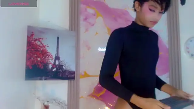 Webkamerová show safira_brunette