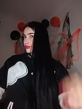 แชท XXX สดของ alizzon69__