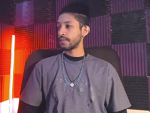 Show modela TerryPool na web-kameri