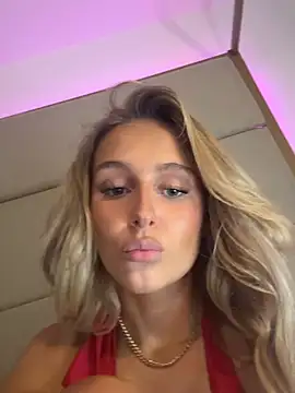 aviellaa Webcam Show