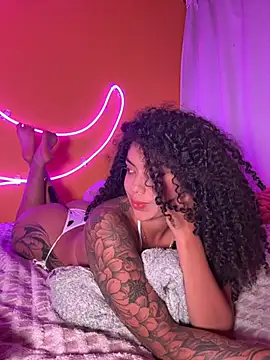 Morenayaa webcam show