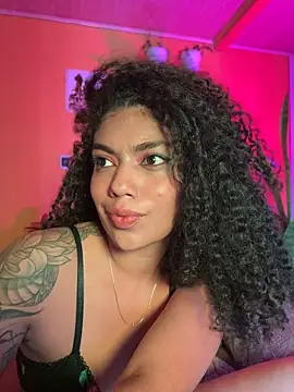 XXX chat uživo modela Morenayaa