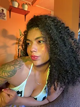 Morenayaa Live XXX-Chat