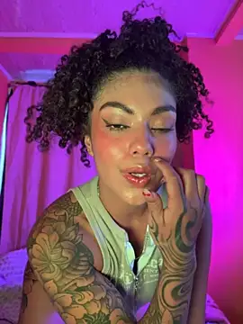 Morenayaa's Live XXX Chat
