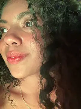 Morenayaa's Webcam Show