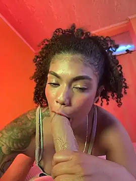 Morenayaa's Webcam Show