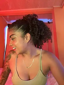 Chat +18 de Morenayaa ao vivo