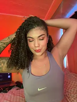 Chat XXX en directo de Morenayaa