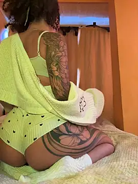 Czat XXX na żywo – Morenayaa
