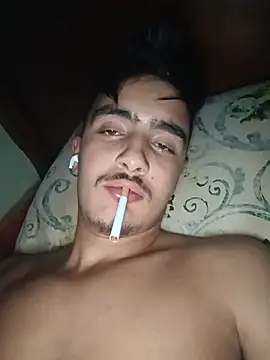 הופעת וובקאם של joke___