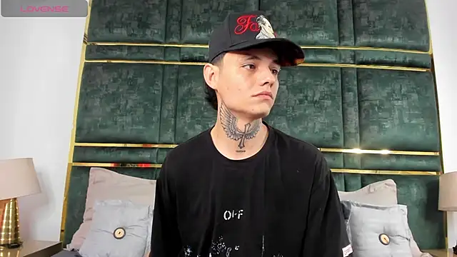 Show modela JackGriffin_ na web-kameri