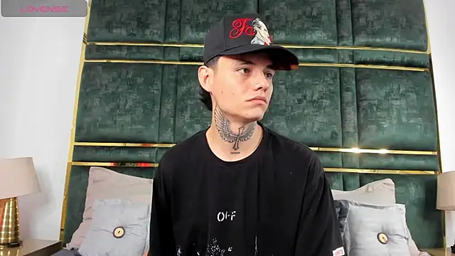 Pokazy przed kamerką – JackGriffin_