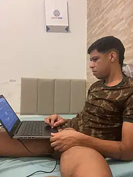 militardot22 Webcam-Show