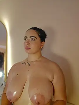 Rhea_Lux Webcamshow