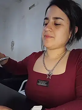 צ'אט XXX בשידור חי של selerose666