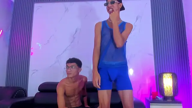 Вебкам-шоу Xxx_hot23cm