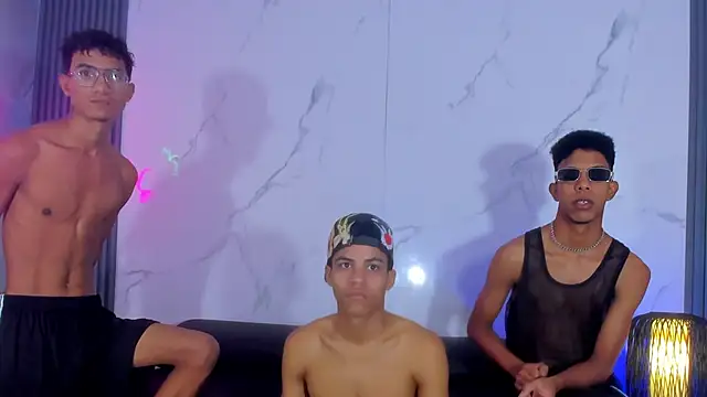 Show de Xxx_hot23cm na webcam
