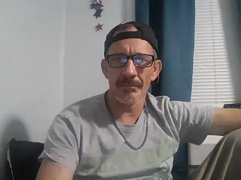 halfwayhausGUY webcam show