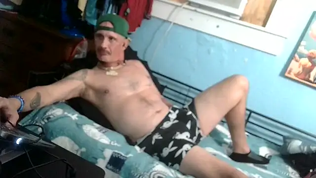 halfwayhausGUY Webcamshow