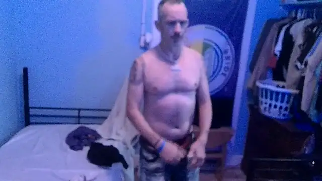 halfwayhausGUY Webcamshow