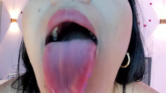 Anthonela_Evanss Webcam show