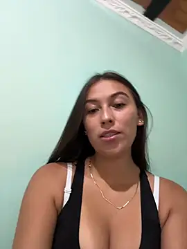VictoriaLannee's Webcam Show
