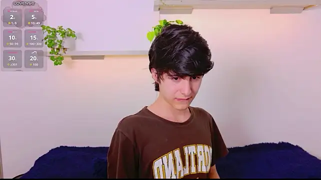 הופעת וובקאם של JeyboiXO