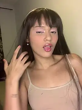 Show modela Luazinh4 na web-kameri