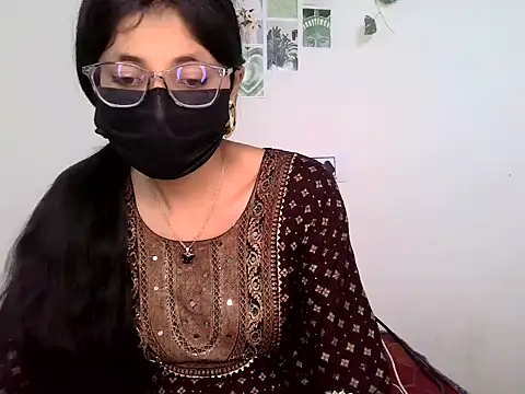 SANA_BABY_ Show in webcam