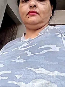 RajSaumya69のウェブカメラショー