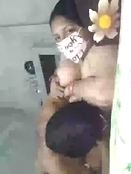 RajSaumya69 Show Webcam