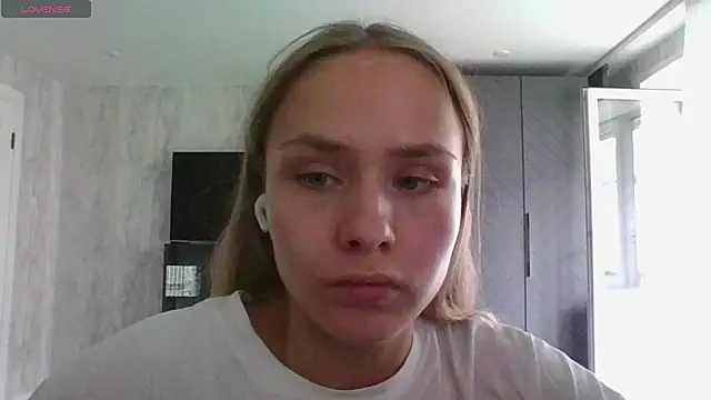 Chat +18 de Annie_Cohn ao vivo