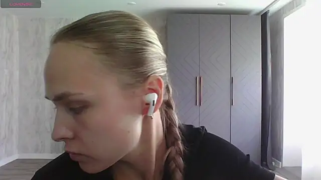 Онлайн чат XXX Annie_Cohn