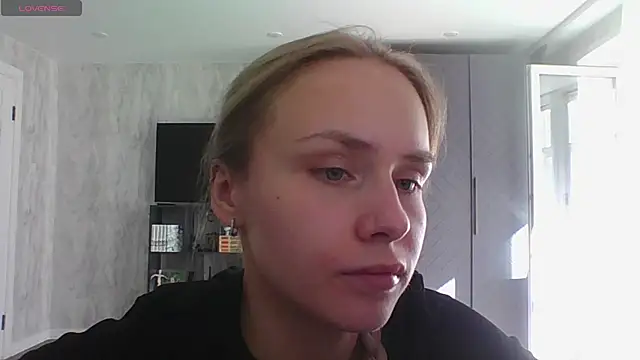 Annie_Cohn Adlı Modelin Canlı XXX Sohbeti