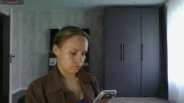 Annie_Cohn Adlı Modelin Web Kamerası Şovu