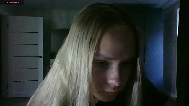 Annie_Cohn Adlı Modelin Canlı XXX Sohbeti