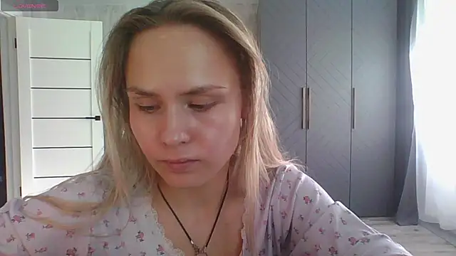 Chat +18 de Annie_Cohn ao vivo