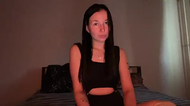 velvet_secrett élő XXX-chatje