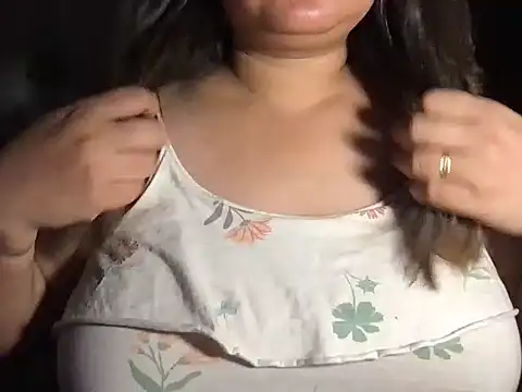 دردشة Miss_Nimrat الجنسية المباشرة