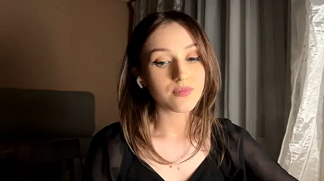 Chat +18 de ShannanWohlers ao vivo