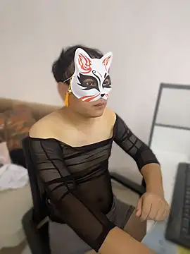 yanyanxixi Show in webcam
