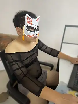 yanyanxixi Show in webcam
